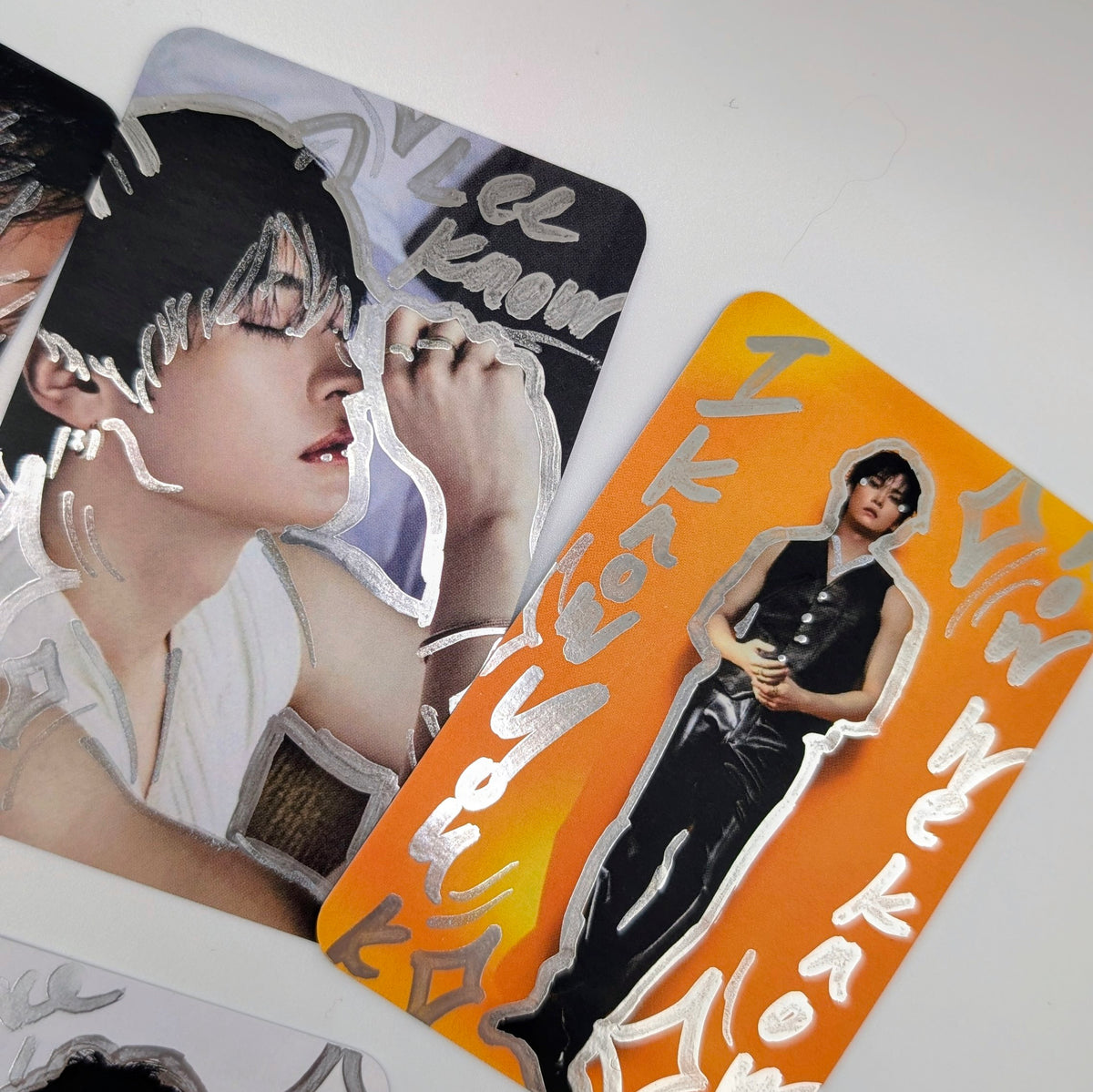 🤍 NYLON Lee Know - Stray Kids Hand-Doodled Photo Cards Set of 8