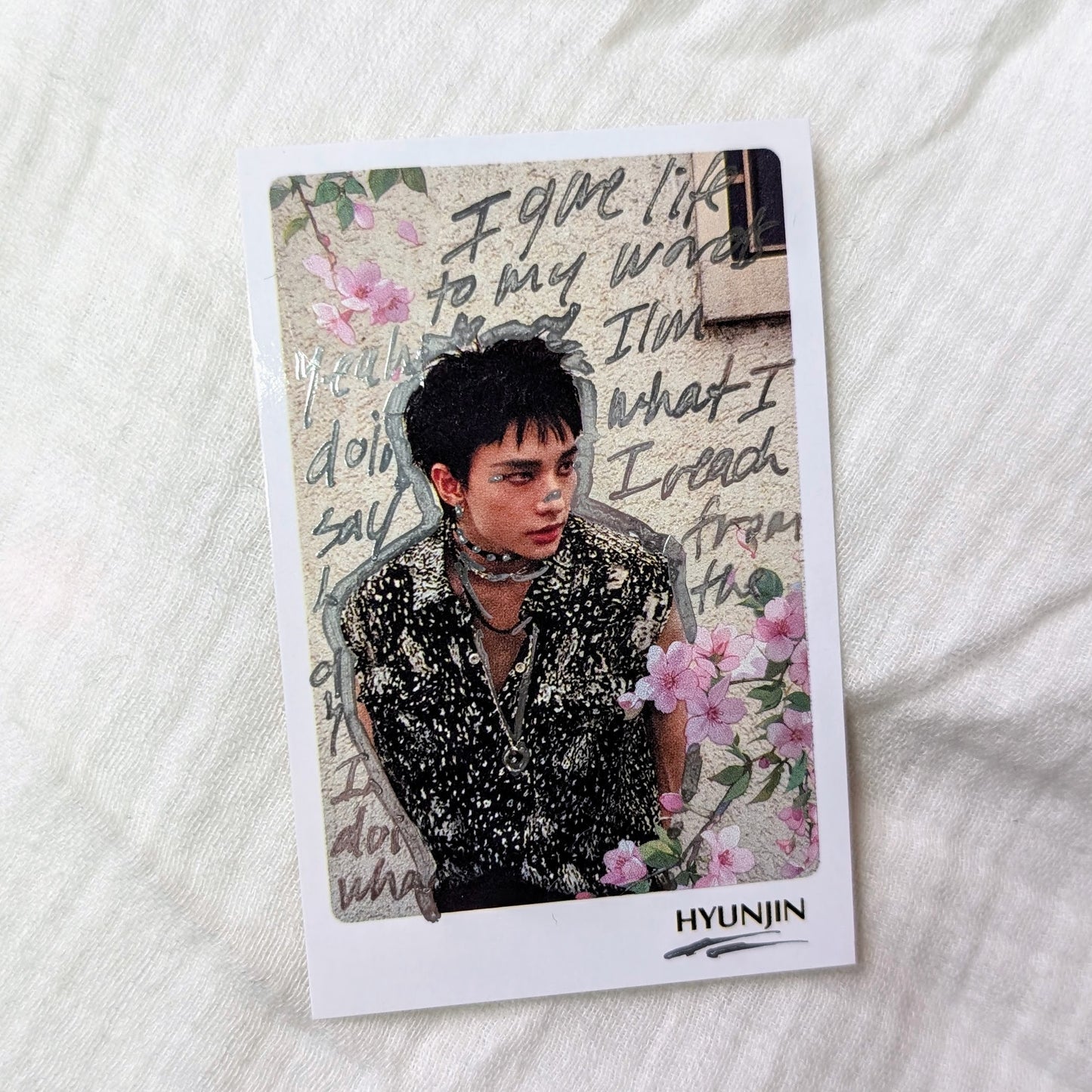 🥟💮 Hyunjin Japan Polaroid Doodled & Sticker!