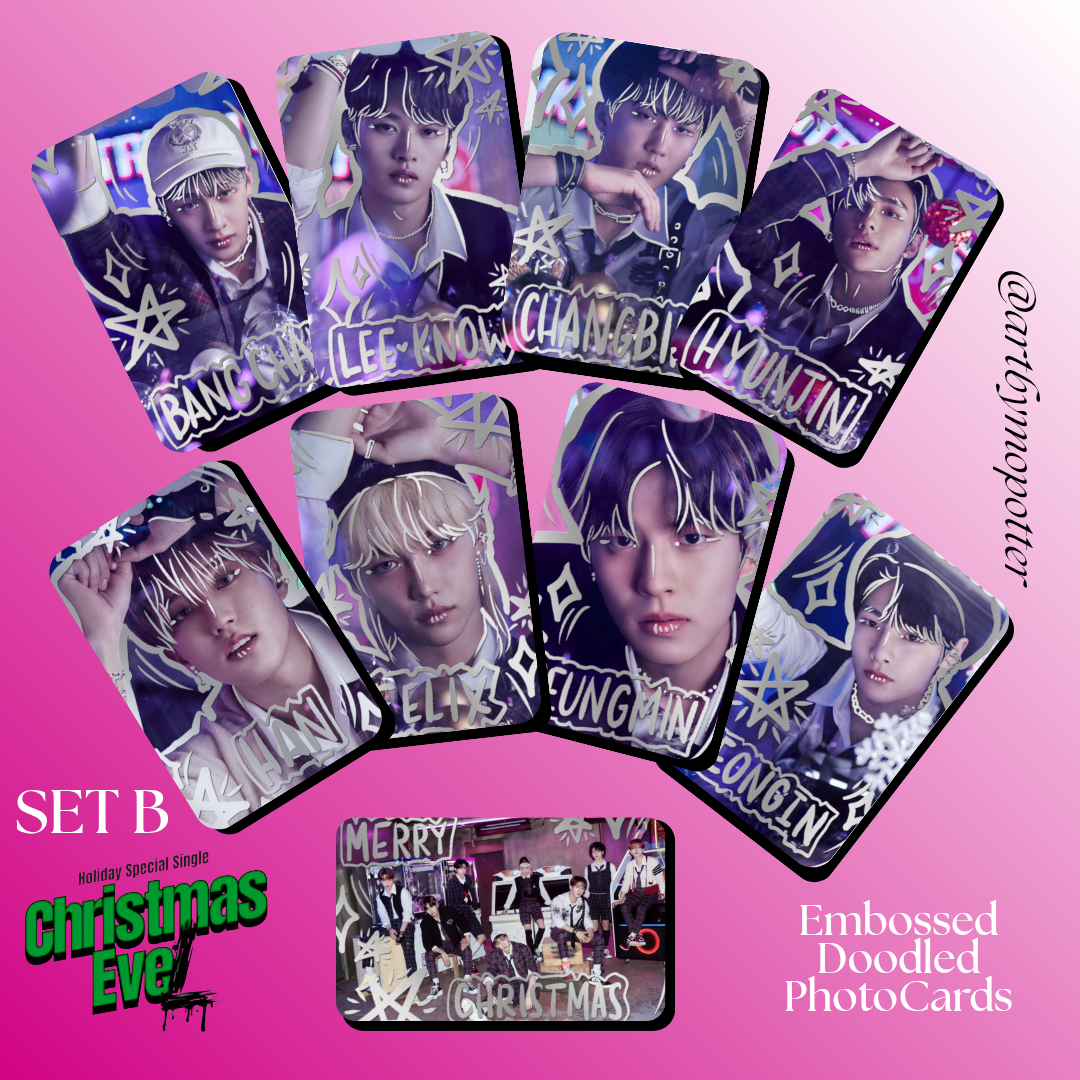 "Christmas EveL" Stray Kids Embossed Doodled Photo Card Sets - Square Corners